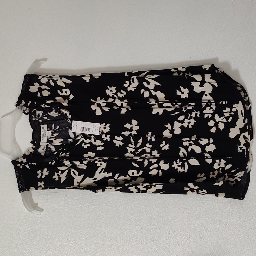 Studio B by Bobeau Sleeveless Top Size XS Black and White